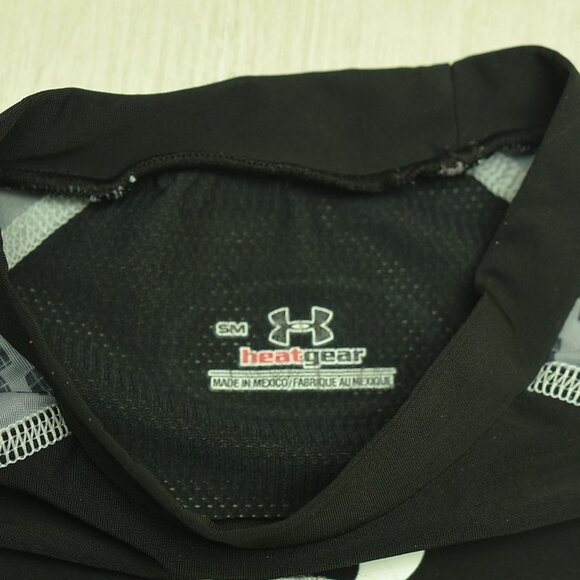 Under Armor Heat Gear compression t-shirt. - Picture 4 of 8